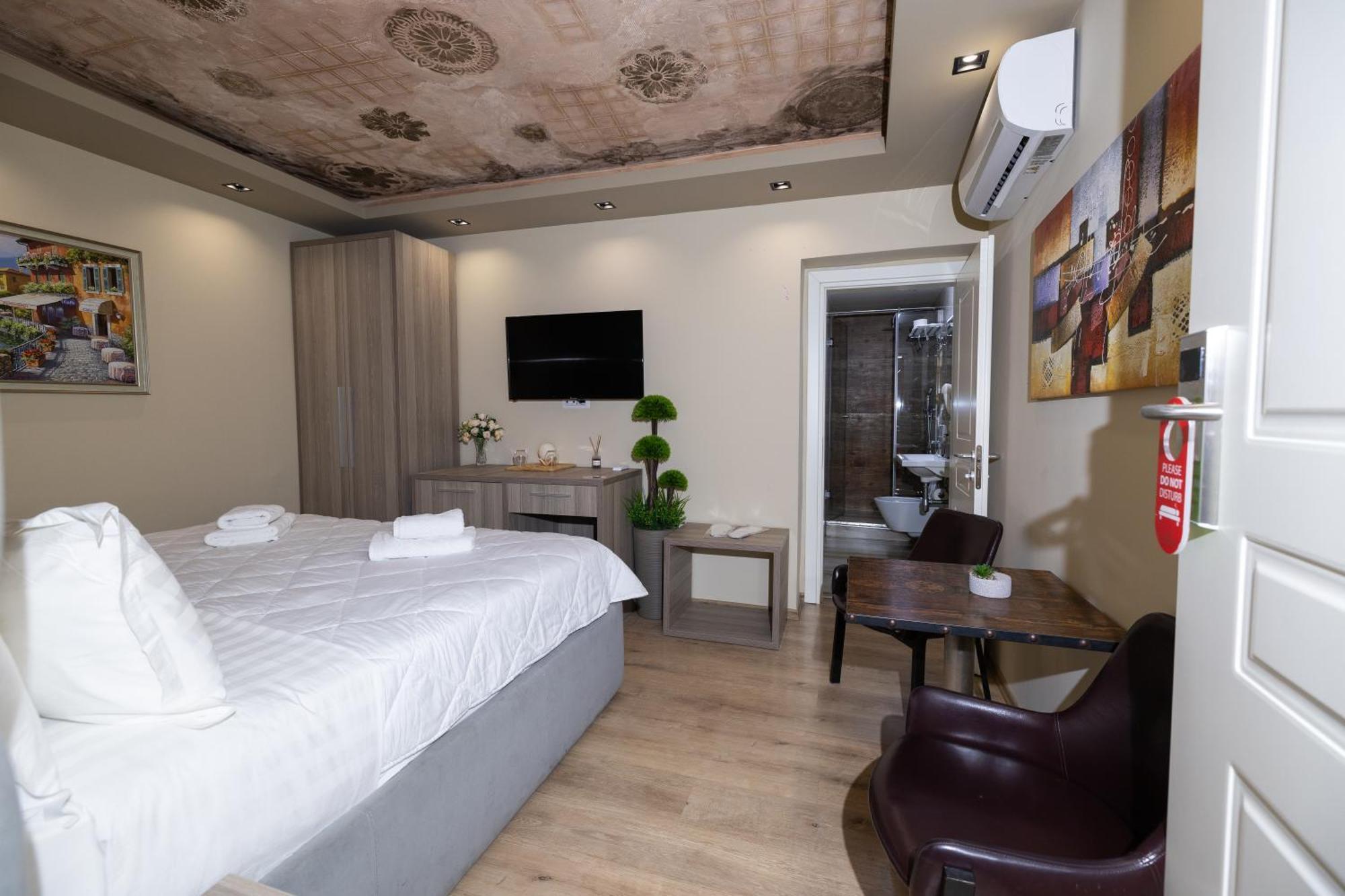 4R Colombo Hotel Tirana Exterior foto
